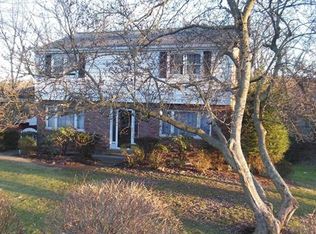 1874 Sample Rd, Allison Park, PA 15101
