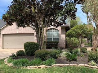 14 E Sienna Pl, Spring, TX 77382
