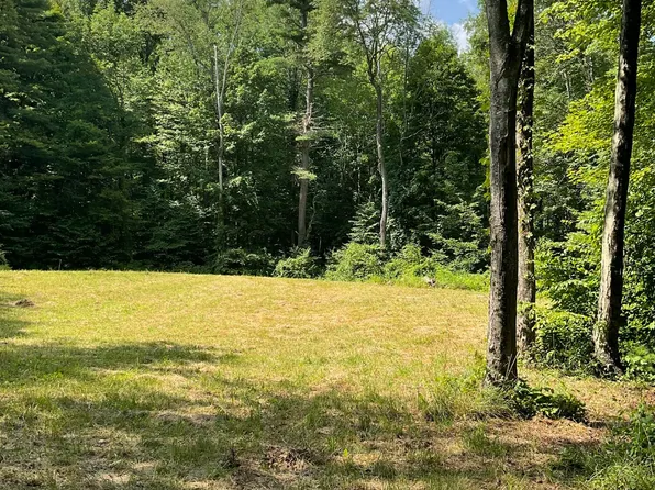 8 Stone Ridge Rd, Stockbridge, MA 01262
