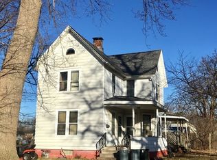 397 W 2nd St, El Paso, IL 61738