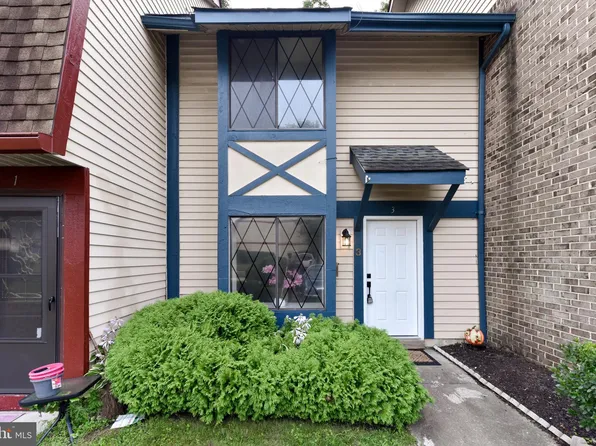 3 Coventry Ct, Clementon, NJ 08021