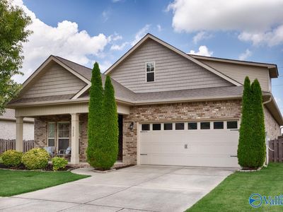 3029 Greenway Cir SE, Owens Cross Roads, AL, 35763