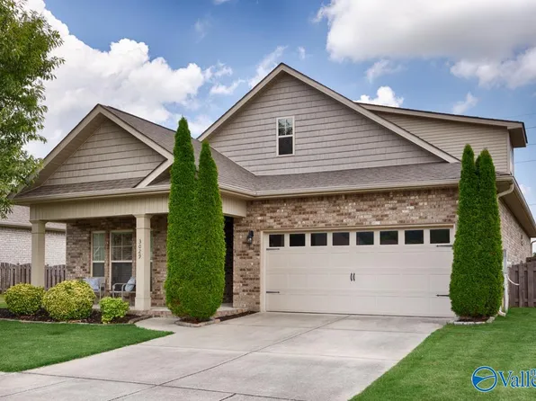 3029 Greenway Cir SE, Owens Cross Roads, AL 35763