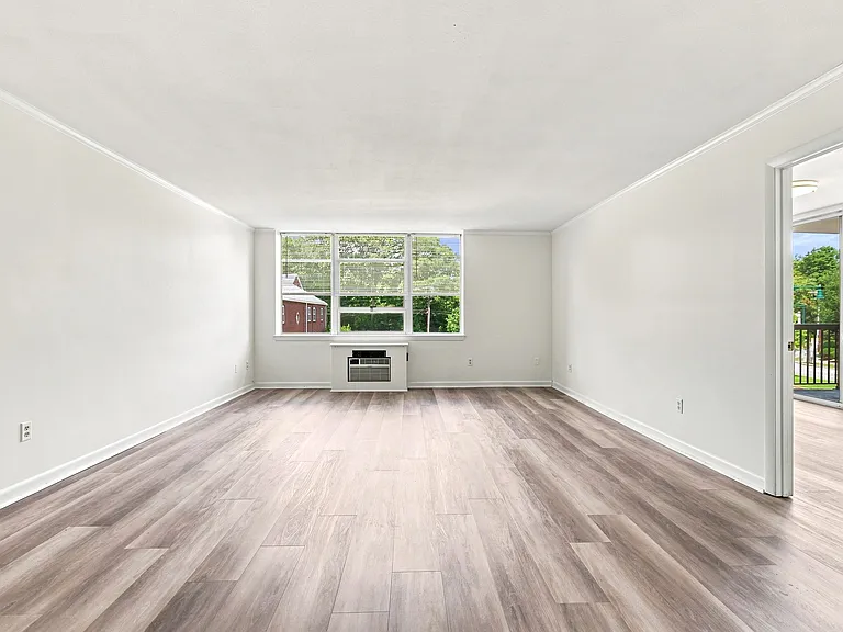 20 Hammond Pond Pkwy #208 — Photo 12