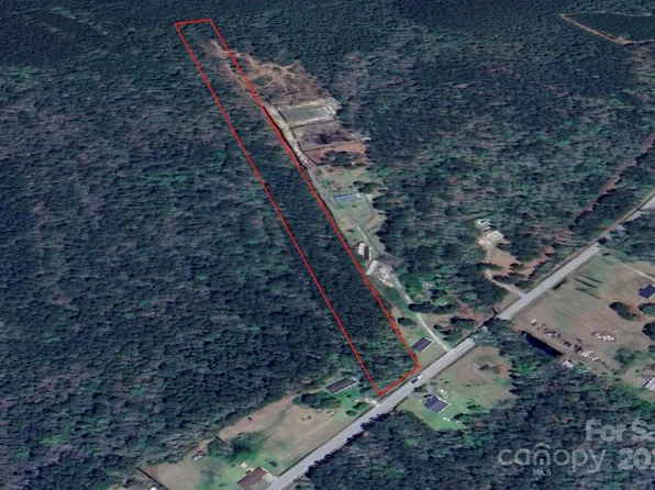 1 Highway 50, Maple Hill, NC 28454
