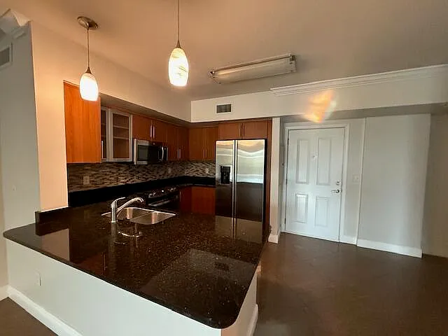 600 S Dixie Hwy #303 — Photo 19