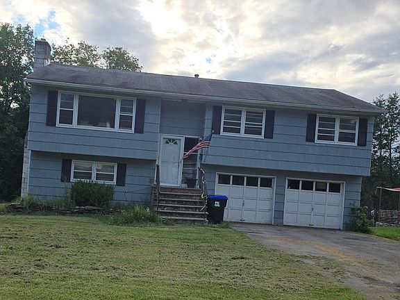 2nd image of 14 Bellmore Drive