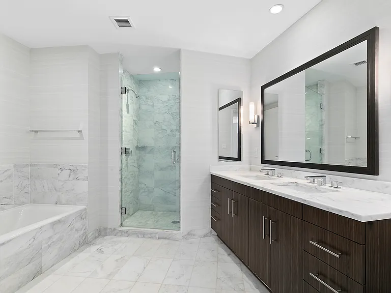 580 Washington St #1002 — Photo 18