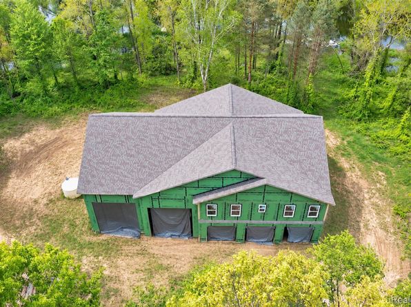 1601 W Rose Center Rd