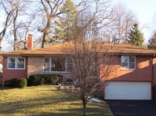 5010 Pleasant St, Des Moines, IA 50312