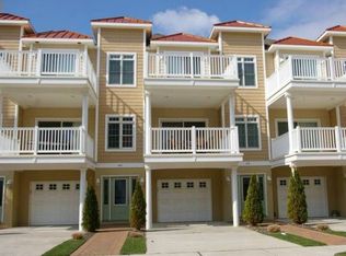 442 E Nashville Ave, Wildwood Crest, NJ 08260