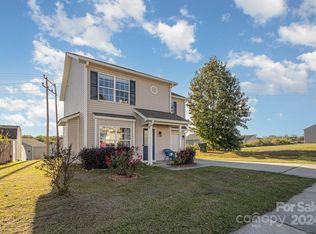 961 Sundance Dr, Gastonia, NC 28054