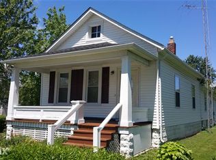 1037 Chestnut St, Port Huron, MI