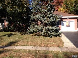 67 Garwood Rd #1X, Fair Lawn, NJ 07410