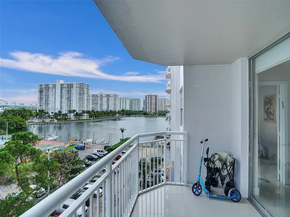 18061 Biscayne Blvd APT 502, Aventura, FL 33160