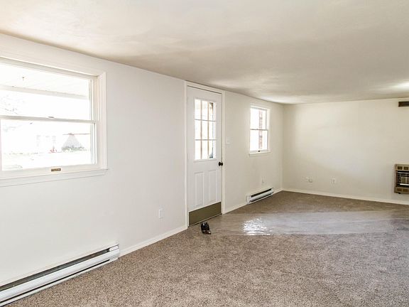 3rd image of 1029 Gray Ave