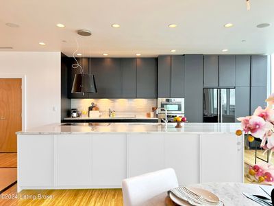 222 Witherspoon St #1103, Louisville, KY, 40202