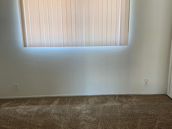 5th image of 2831 Bristol St #208