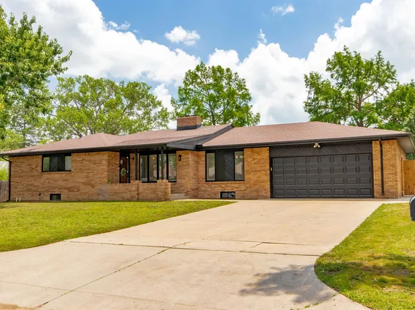 9119 E Barron Rd, Wichita, KS 67207