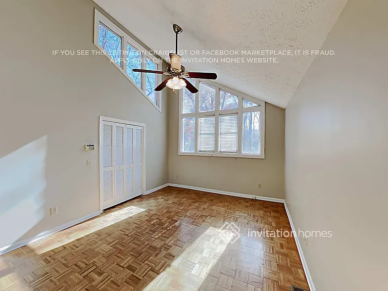 3516 Cedar Valley Dr SE — Photo 10