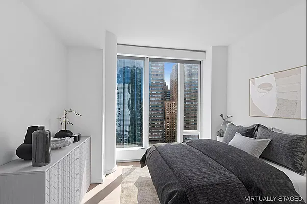 Rented by Douglas Elliman | media 14