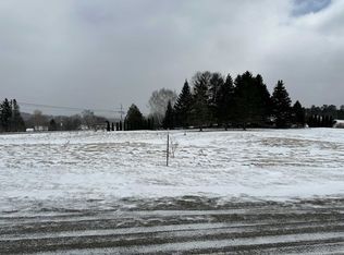 39 Upper Dr, Danville, VT 05828