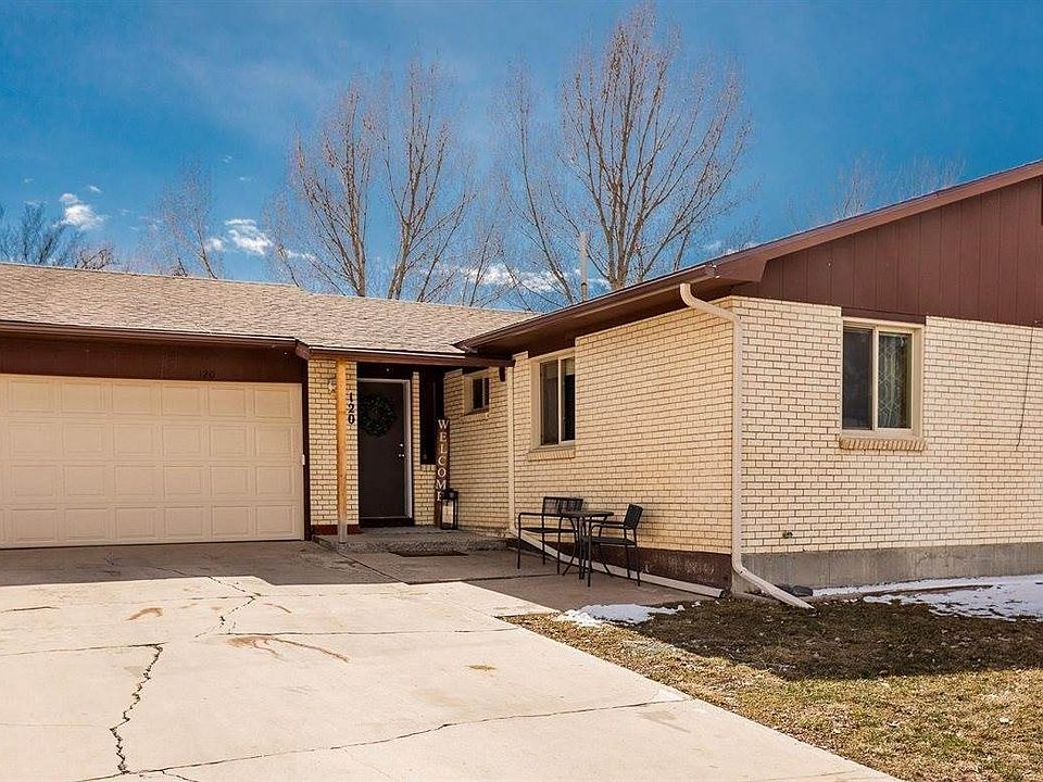 1st image of 120 Poplar Ct