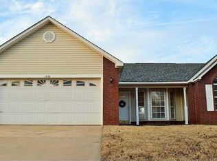 1010 Sandstone Dr, Van Buren, AR 72956