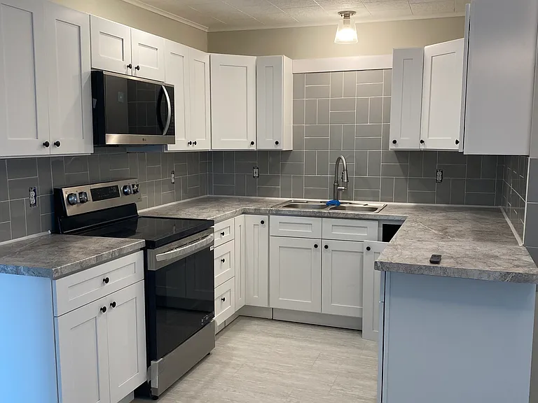 127 Cyman Dr #2 — Photo 2