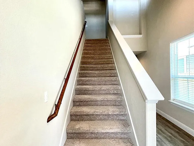 148 Riverhill Dr — Photo 28