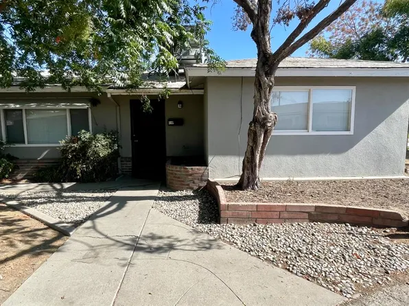 1412 Rodgers Rd, Hanford, CA 93230