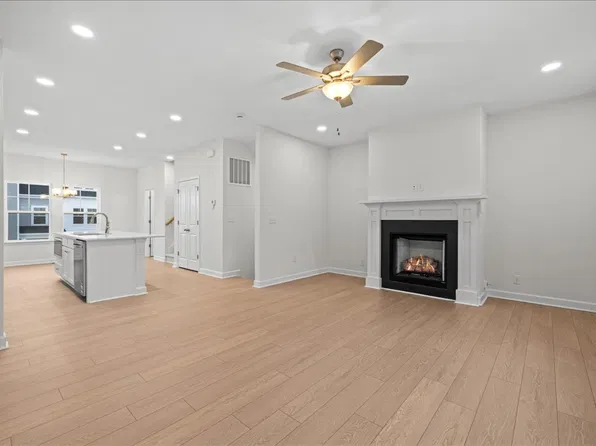322 Living Water Way, Virginia Beach, VA 23452