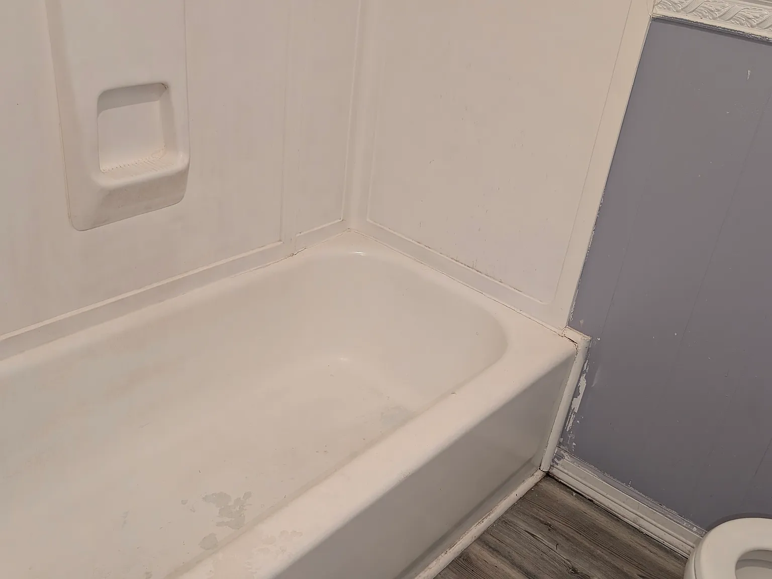 4 bed, 2195 sqft, $1,600 — Photo 2