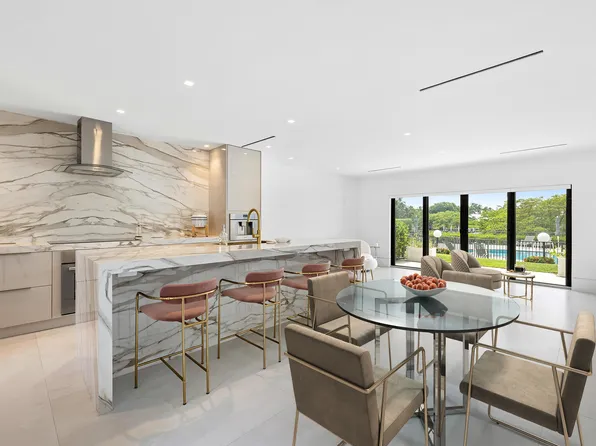 3474 S Ocean Blvd APT 10, Palm Beach, FL 33480