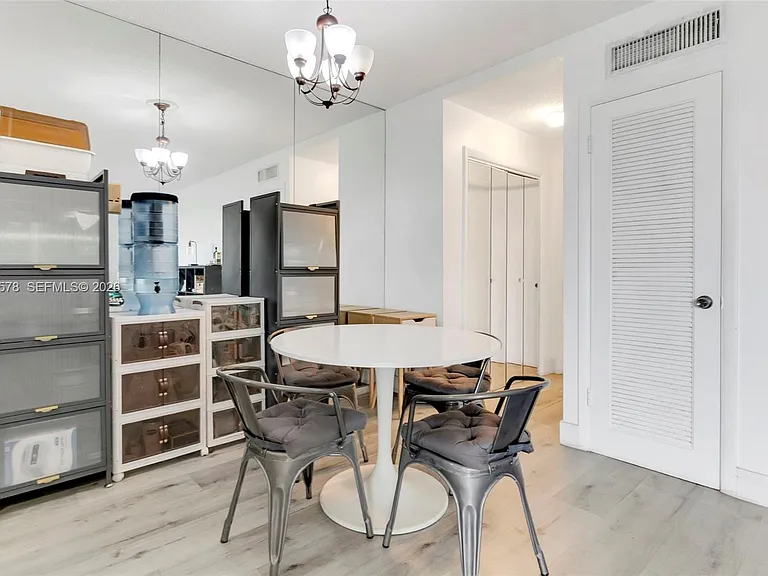 900 SW 84th Ave #412A — Photo 7