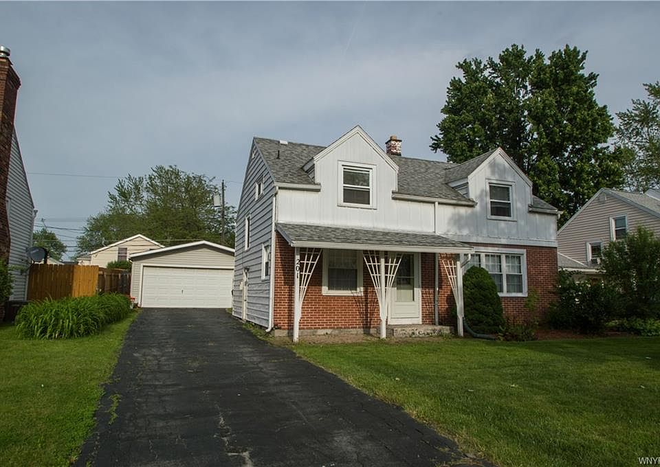1st image of 201 Dalton Dr