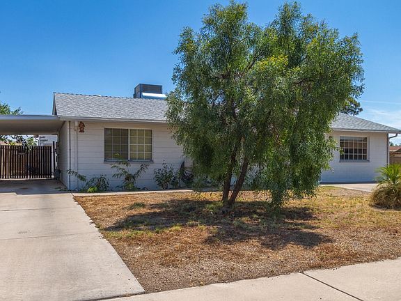 3rd image of 3735 W Larkspur Dr
