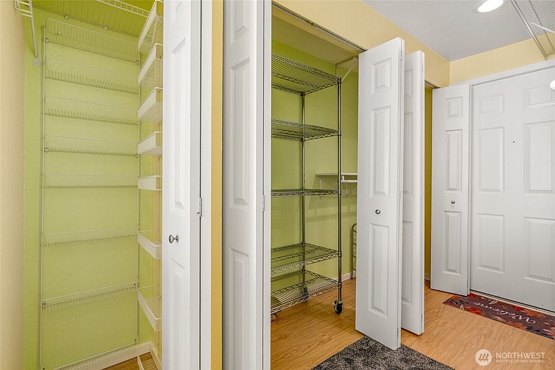 5th image of 9484 Woodinville-Redmond Road NE #C202