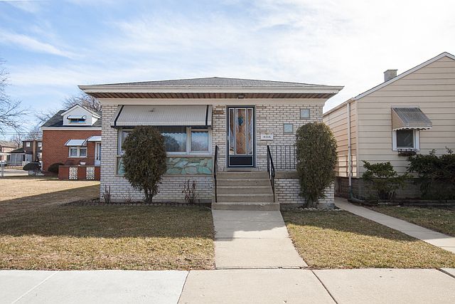 1st image of 3351 N Orange Ave