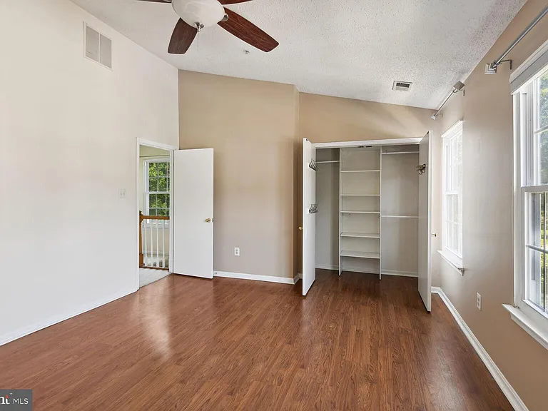 1511 Ashburnham Dr — Photo 13