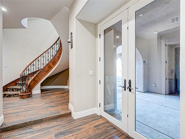 8490 Via De Bellasidra Ct — Photo 10