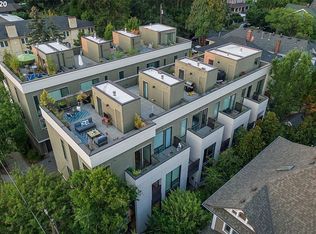 2060 NE 11th Ave, Portland, OR 97212