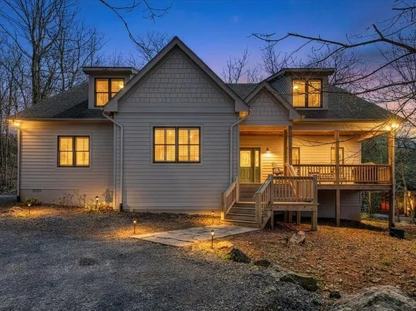 115 Hemlock Dr, Wintergreen, VA 22967