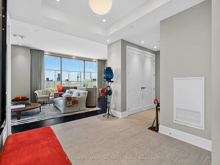 50 Charles St E #5501 — Photo 5