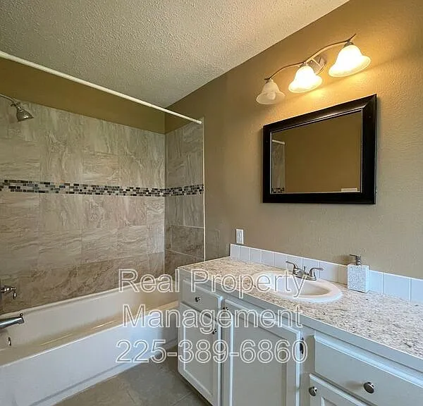 15482 Patricia Dale Dr — Photo 12
