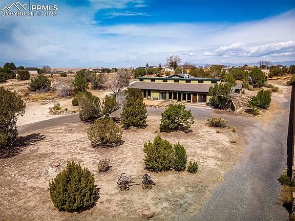 4th image of 2055 W Las Flores Dr