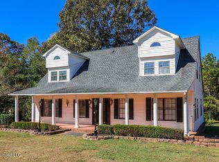 206 Cedar Rdg, Lucedale, MS 39452