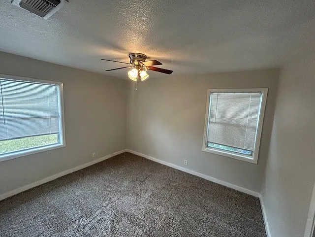 209 E Linda Dr — Photo 7