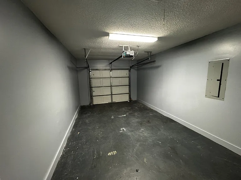 208 Easy St — Photo 7