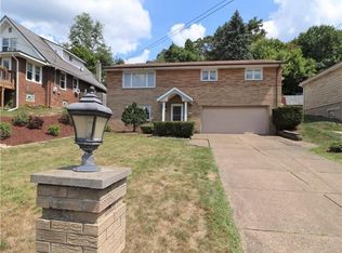 826 E Hill Dr, New Kensington, PA